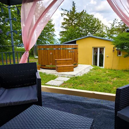 Ranch 66 - Zlatokopecka Chata Arizona Tršice Exteriör bild